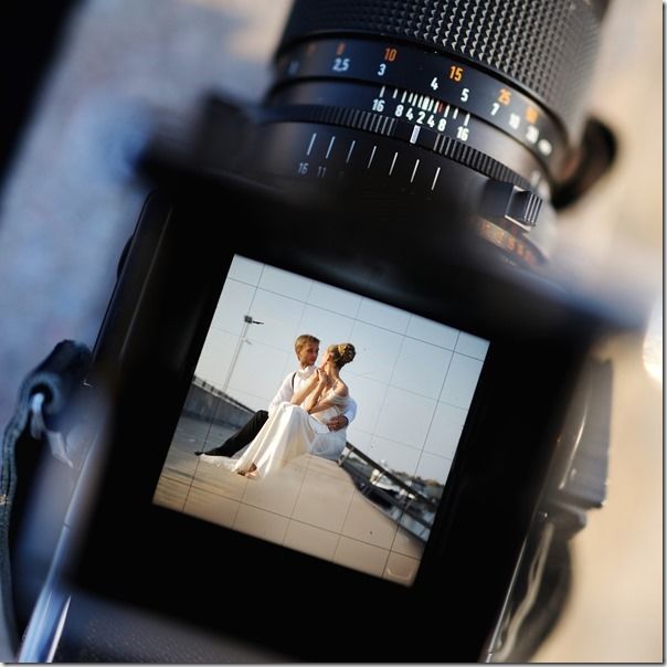 How Much Can I Charge For Wedding Photography?