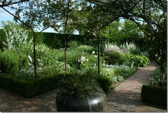 The white Garden, Sissinghurst