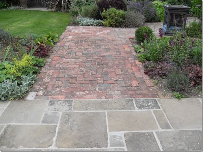 9 Reclaimed Yorkstone and Brick paving.