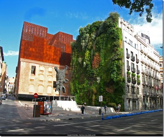 Caixa Forum, Madrid. Courtesy Patrick Blanc