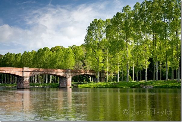 Mertoun Bridge over the river Tweed near St Boswells in the Scottis Borders region. Architect: James Slight, Camera shake, handholding, viewfinfer, upside down, image, photograph, veiwpoint, zone, Photography project, vertical, horizontal, landscape and portrait,