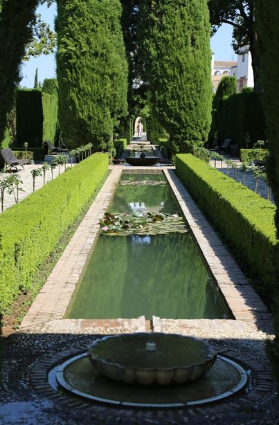 Generalife main canal