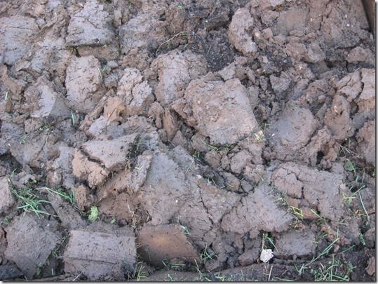 Soil, soil preparation, Soil improvement, How to Improve Difficult Soils, Clay Soils, Sandy Soils, Chalk Soils, Drainage, Soil Drainage,
