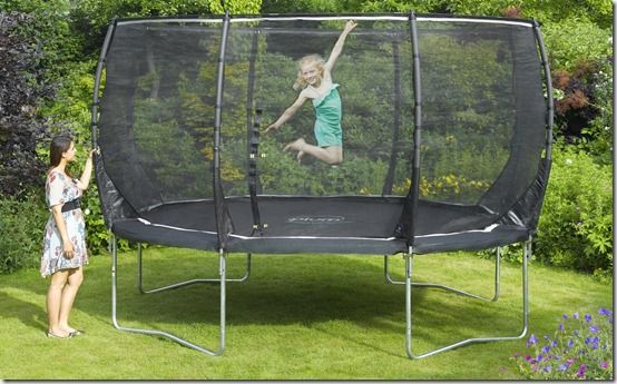 10 Tips To Consider Before Buying A Garden Trampoline