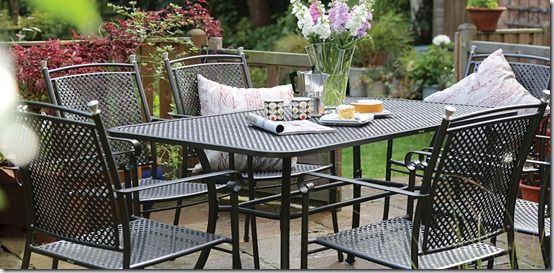 Mesh garden online table