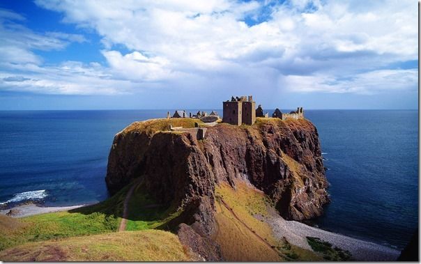 Dunnottar Castle near Stonehaven in Aberdeenshire, Scotland