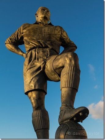 Statue of George Hardwick outside Middlesbrough Football Club's Riverside Stadium, Teesside, Cropping, images, crop, full frame, crop factor, APS-C, Canon, Nikon, sensors, camera sensor, lens, full-frame, 