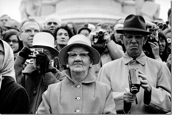 American tourists in London, 1968