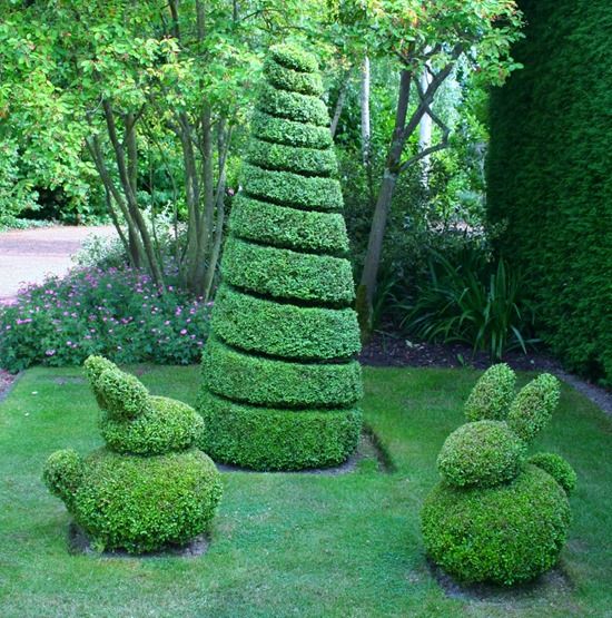 2 Topiary rabbit and duck I (1013x1024)