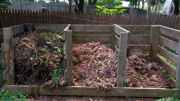 Cheap & Easy DIY Compost Bin - Our First Homestead