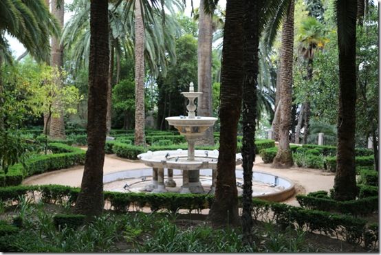 8 Old fountain at Carmen de los Martires 
