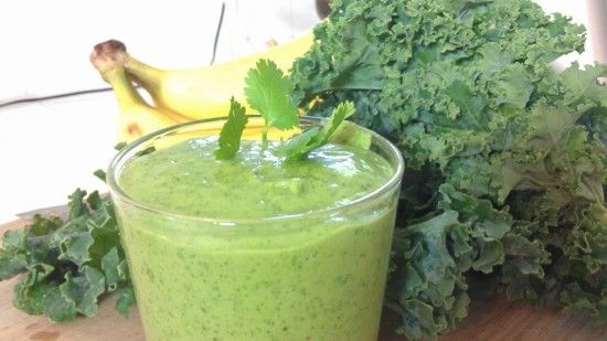 Avocado, banana and Kale Smoothie