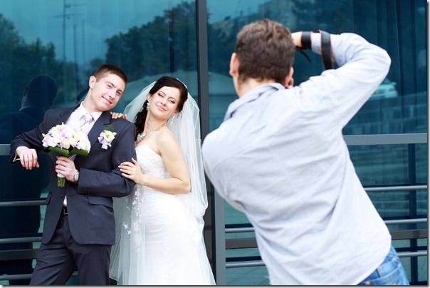 How Much Can I Charge For Wedding Photography?